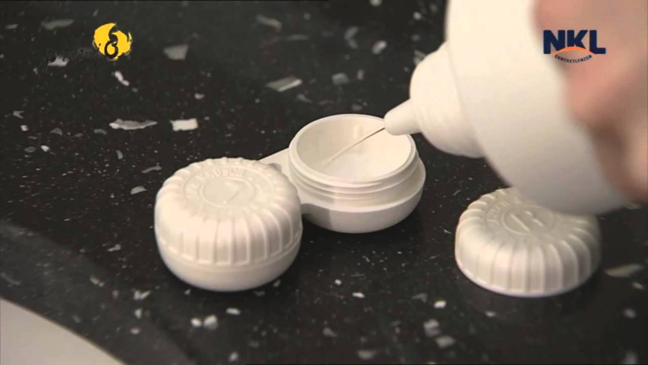 Zachte contactlenzen schoonmaken, hoe doe ik dat?